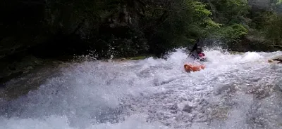 Gros slide sur tuff